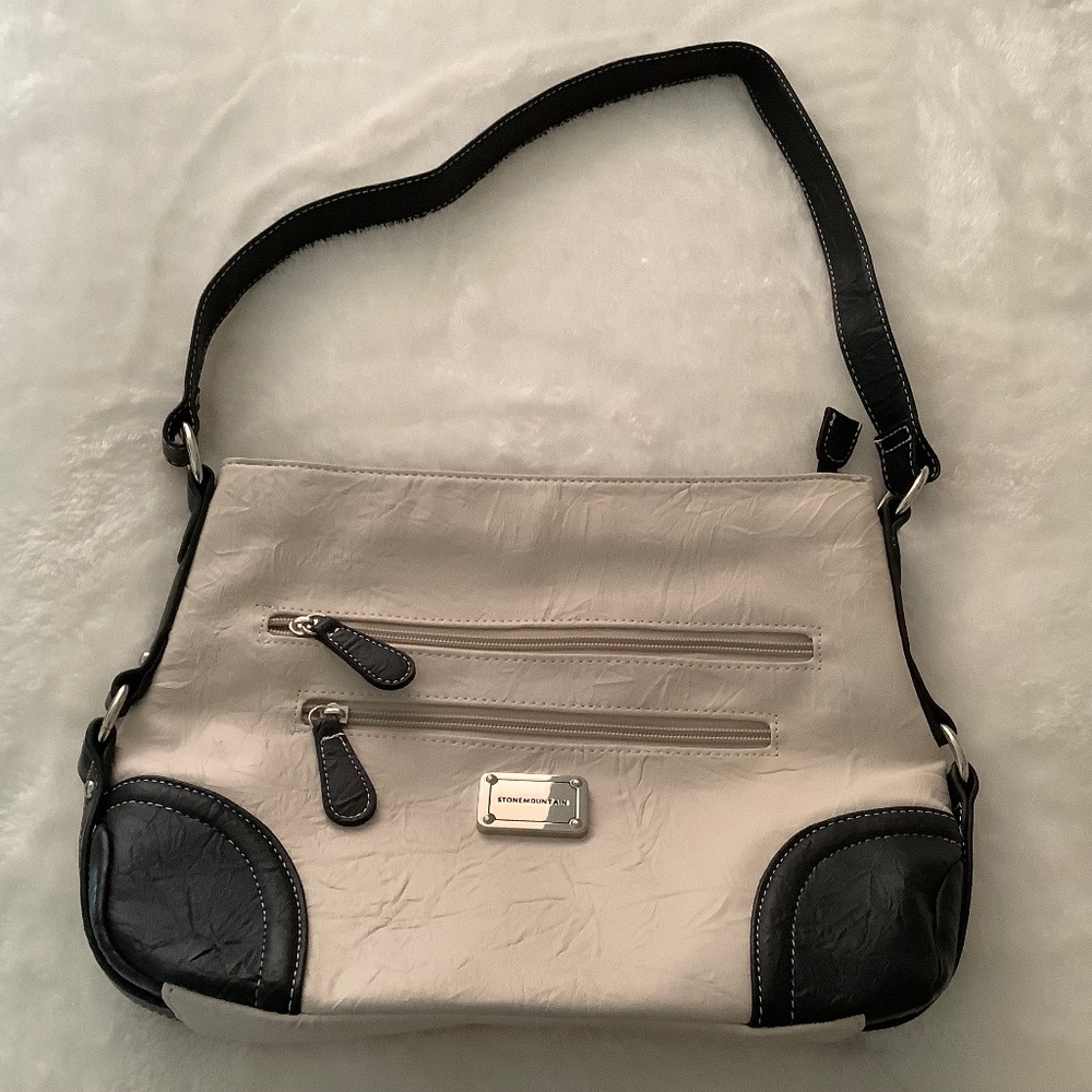 Stone Mountain Shoulder purse beige and brown, EUC